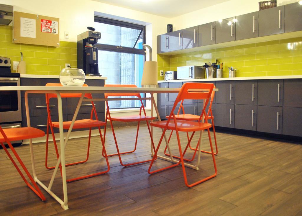 Auberge de jeunesse Kensington College Backpackers à Toronto Extérieur photo