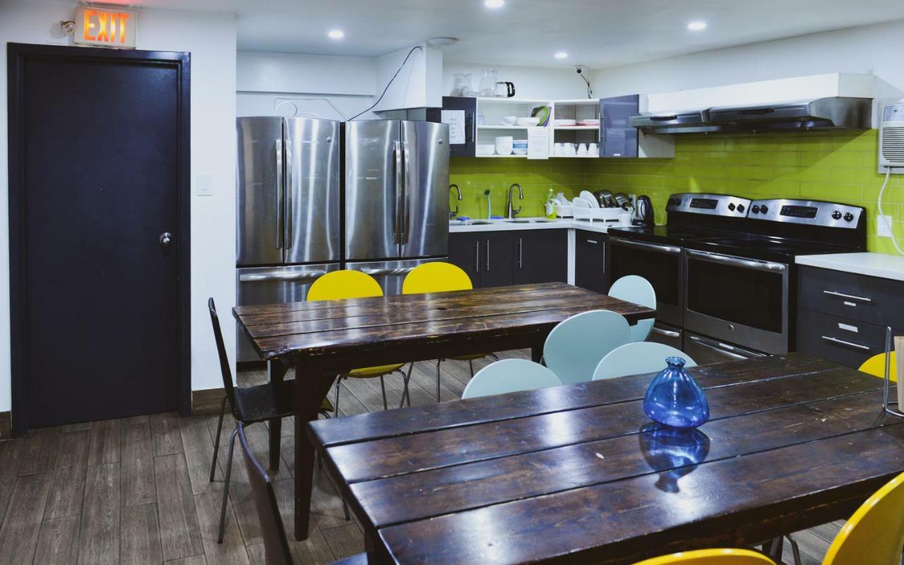 Auberge de jeunesse Kensington College Backpackers à Toronto Extérieur photo
