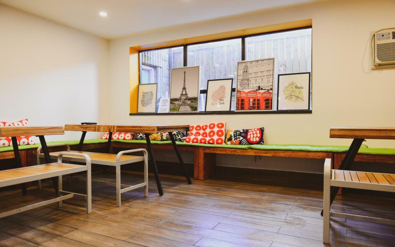 Auberge de jeunesse Kensington College Backpackers à Toronto Extérieur photo