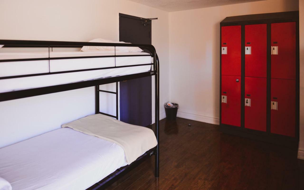 Auberge de jeunesse Kensington College Backpackers à Toronto Extérieur photo