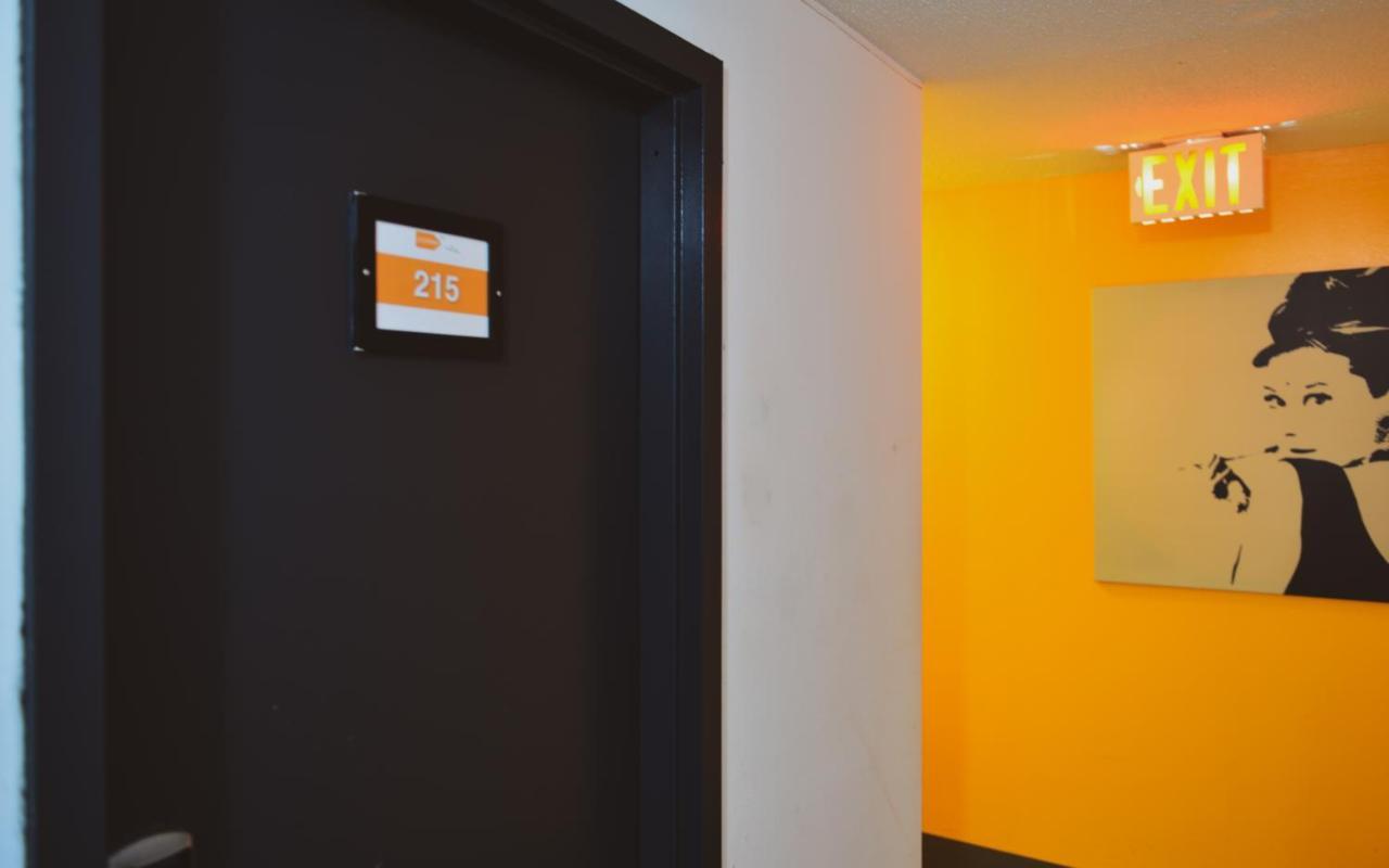 Auberge de jeunesse Kensington College Backpackers à Toronto Extérieur photo